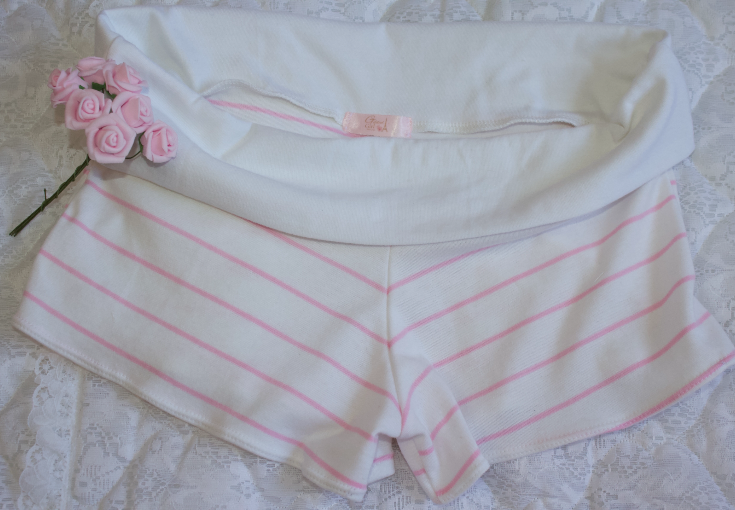 Ი𐑼 Doe Bunny Fold-over Shorts Ი𐑼